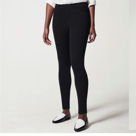 NWT: Spanx Jean-ish Cropped Leggings - Picture 2 of 6